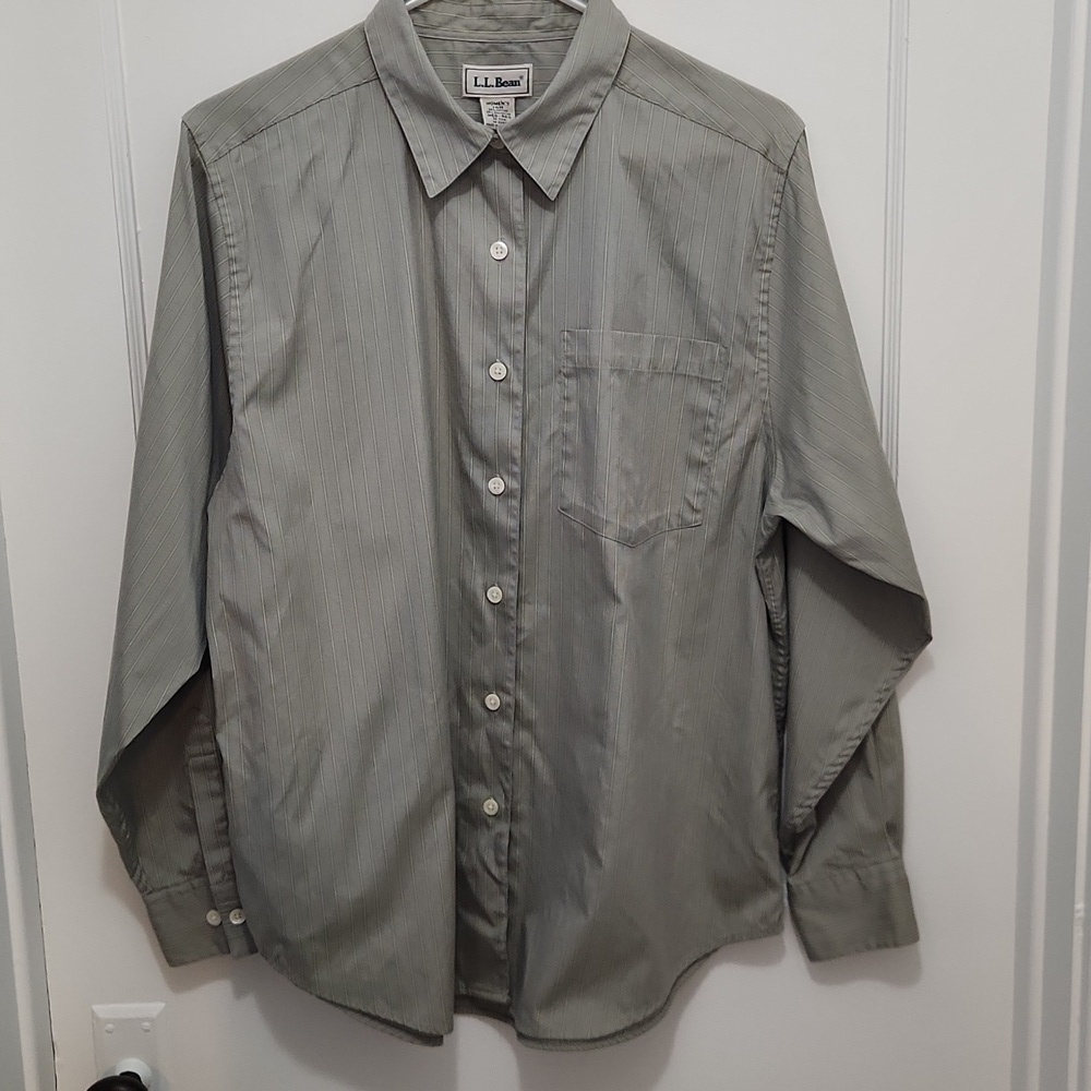 L.L. Bean Women's Green Striped Long Sleeve Button Down Shirt Size Medium